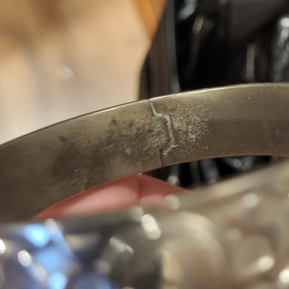 Coach Silver Toned Hinged Bangle Logo Bracelet - Picture 5 of 7